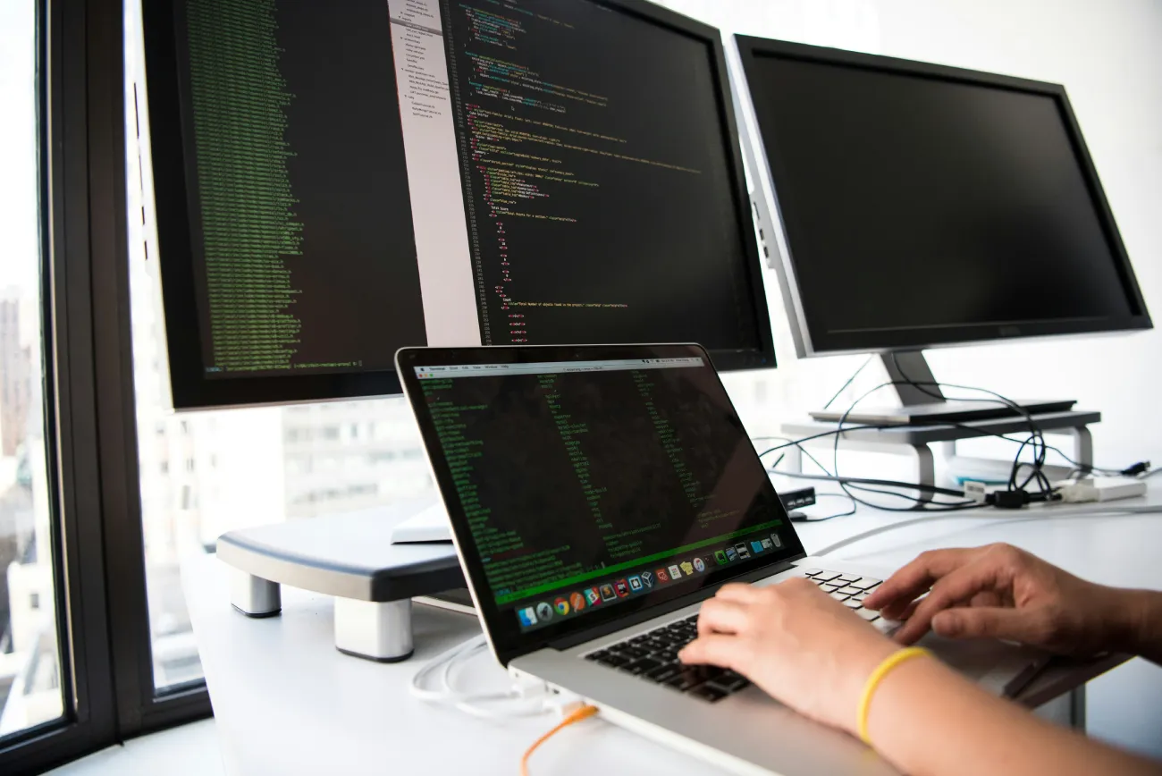 christina-wocintechchat-com-6Dv3pe-JnSg-unsplash christina-wocintechchat-com-6Dv3pe-JnSg-unsplash